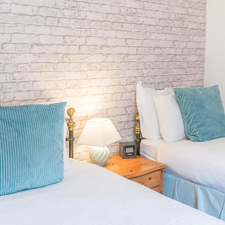 Enjoy Relaxing Family Breaks In With Parking * Ambleside