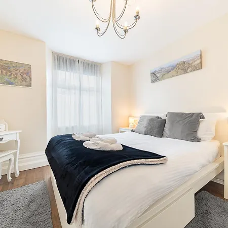 Appartement Enjoy Relaxing Family Breaks In With Parking